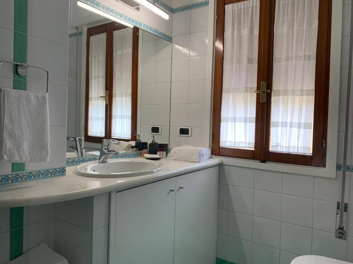 Holidays Apartment Toti To Fulfill Your Wishes Mestre Italy