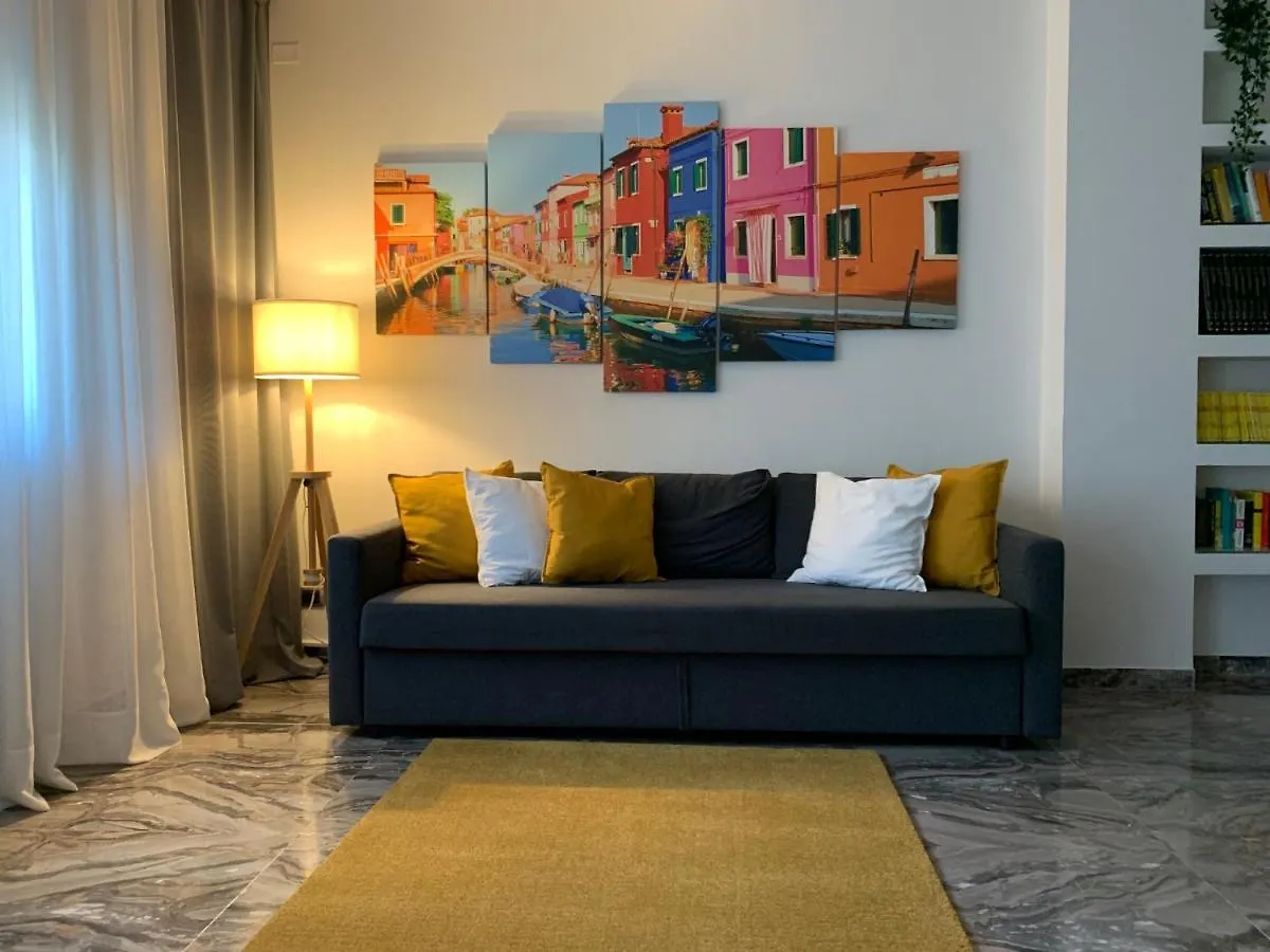 Holidays Apartment Toti To Fulfill Your Wishes Mestre