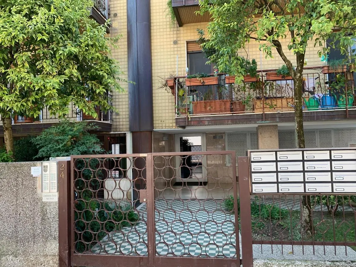 Holidays Apartment Toti To Fulfill Your Wishes Mestre