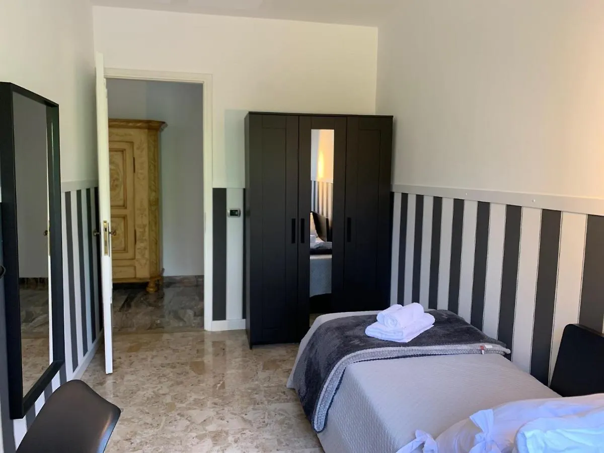 Holidays Apartment Toti To Fulfill Your Wishes Mestre 0*,  Italy