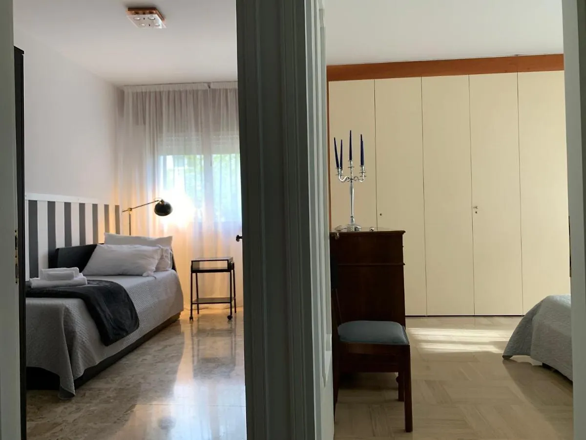 Holidays Apartment Toti To Fulfill Your Wishes Mestre